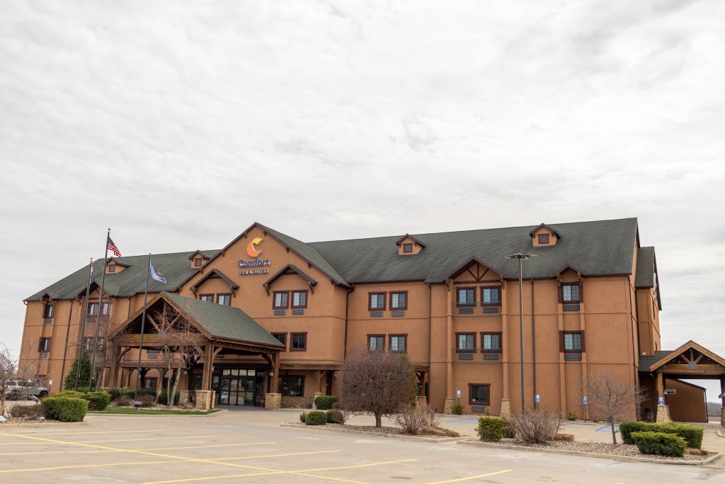 Comfort Inn exterior