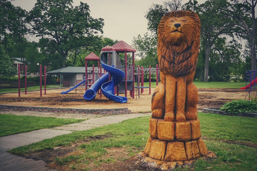 Simpson Park Lion