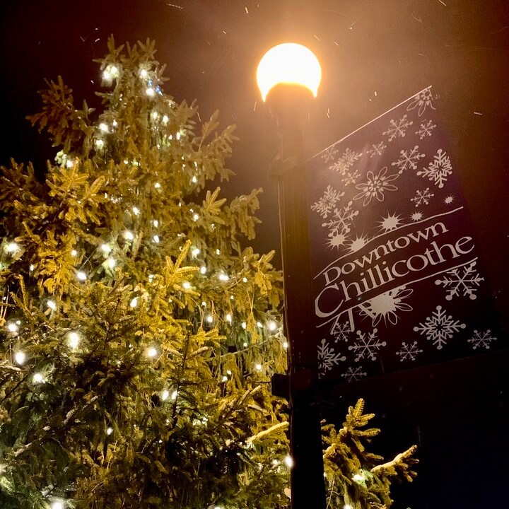 Holiday Downtown banner